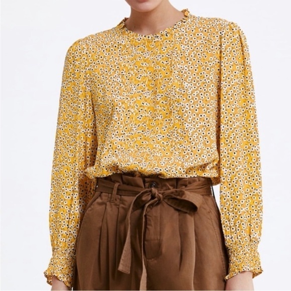 Zara Tops - Zara ditsy floral pleated detail mustard yellow blouse size S